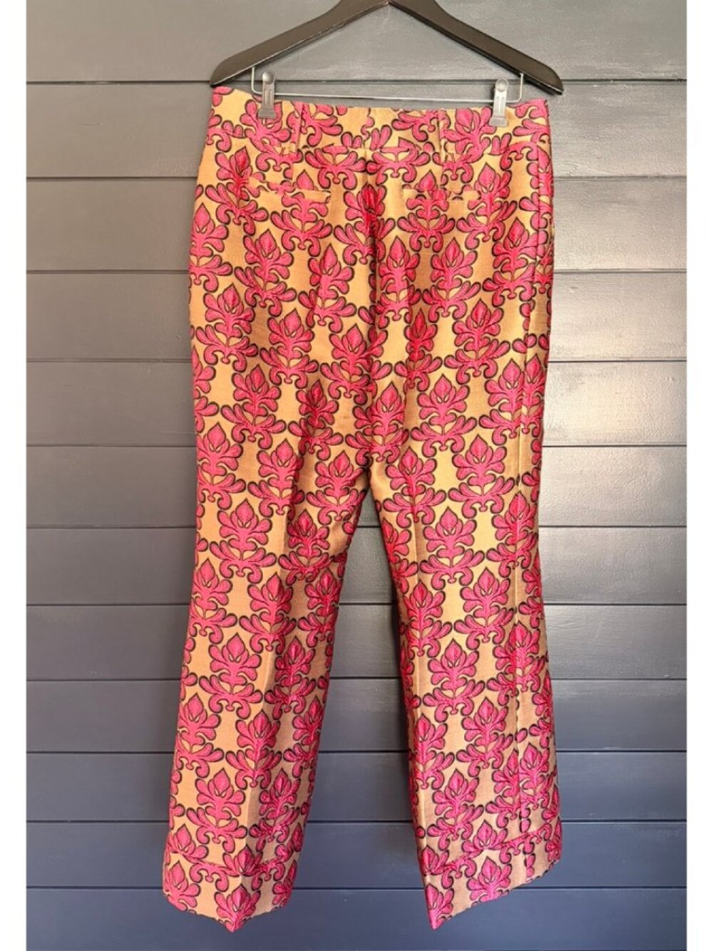 LA DoubleJ Pink and Gold Patterned Sleeveless Top and Wide-Leg Pants Set - Picture 12 of 12